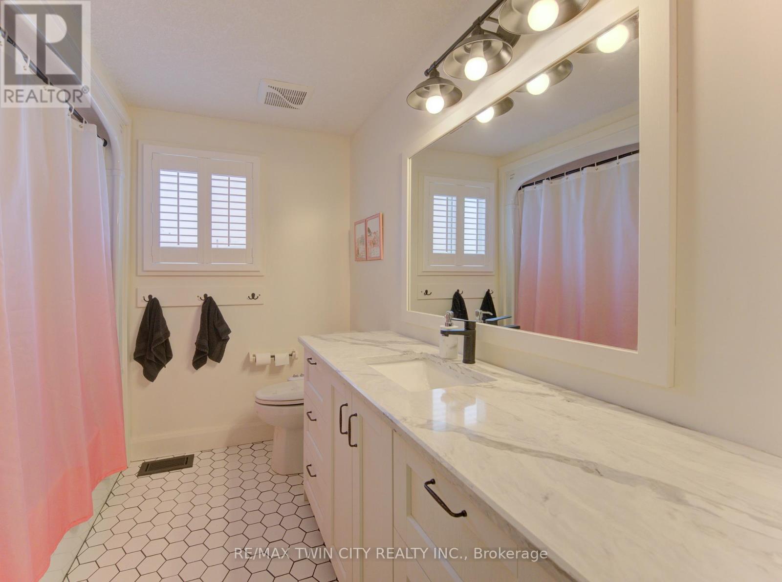 235 Bush Clover Crescent, Kitchener, Ontario  N2E 3P7 - Photo 25 - X12739962