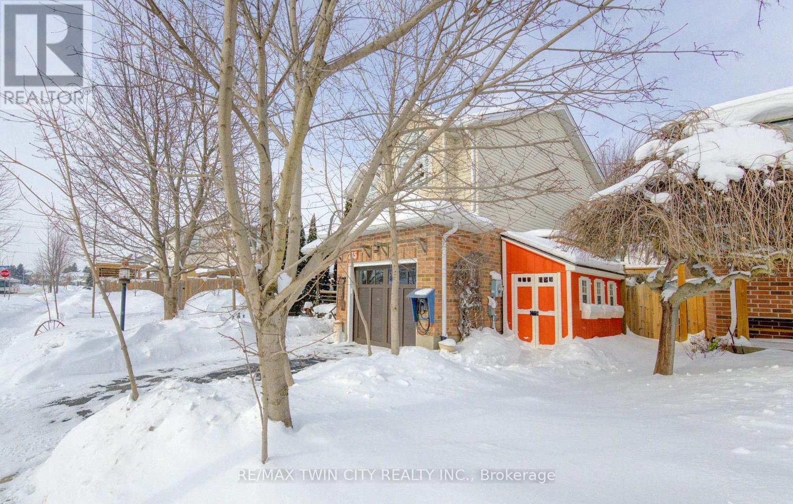 235 Bush Clover Crescent, Kitchener, Ontario  N2E 3P7 - Photo 4 - X12739962