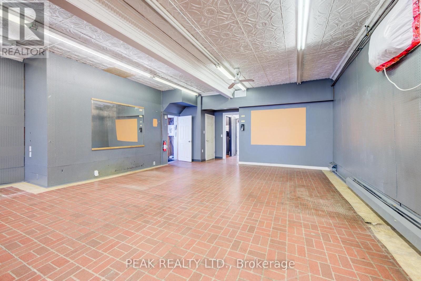 41-43 Woodstock Street S, East Zorra-Tavistock, Ontario  N0B 2R0 - Photo 12 - X12739968