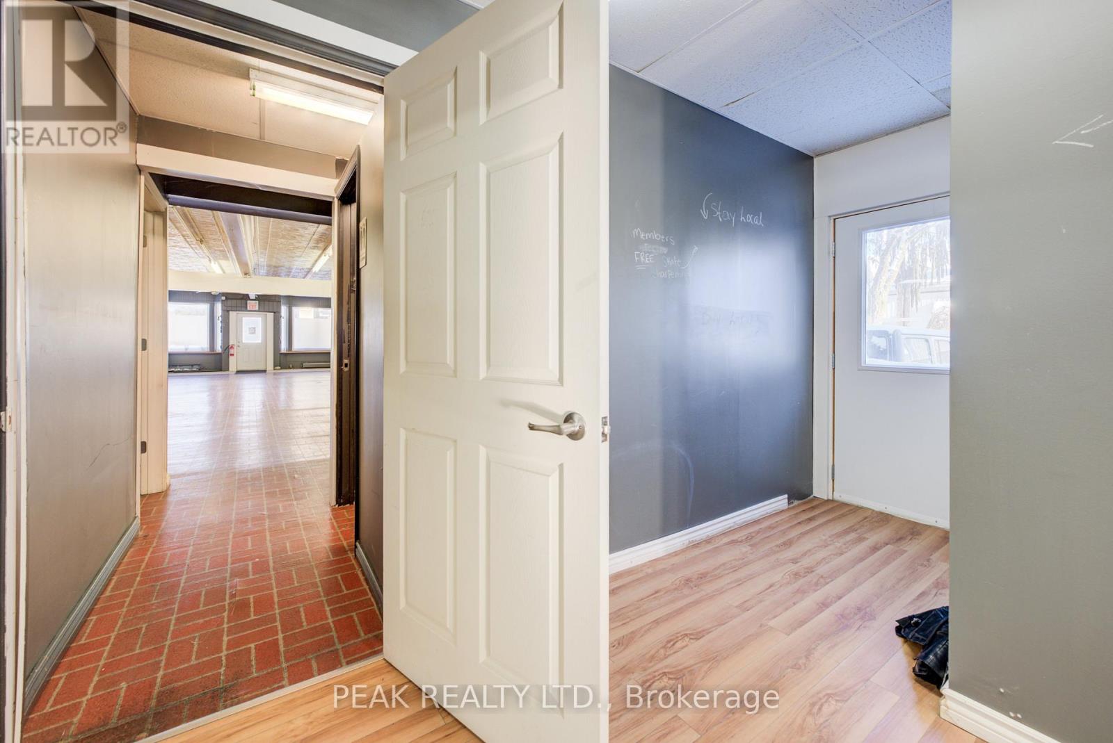 41-43 Woodstock Street S, East Zorra-Tavistock, Ontario  N0B 2R0 - Photo 26 - X12739968