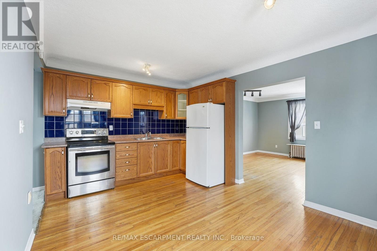 10 - 97 Connaught Avenue, Hamilton, Ontario  L8M 3C4 - Photo 12 - X12740090