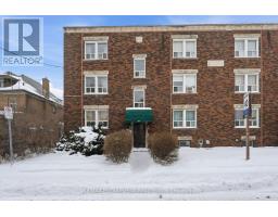 10 - 97 CONNAUGHT AVENUE, Hamilton, Ontario