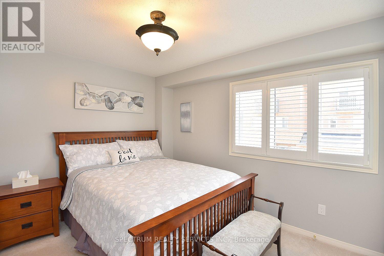 56 Mcknight Avenue, Hamilton, Ontario  L8B 0R5 - Photo 15 - X12740104