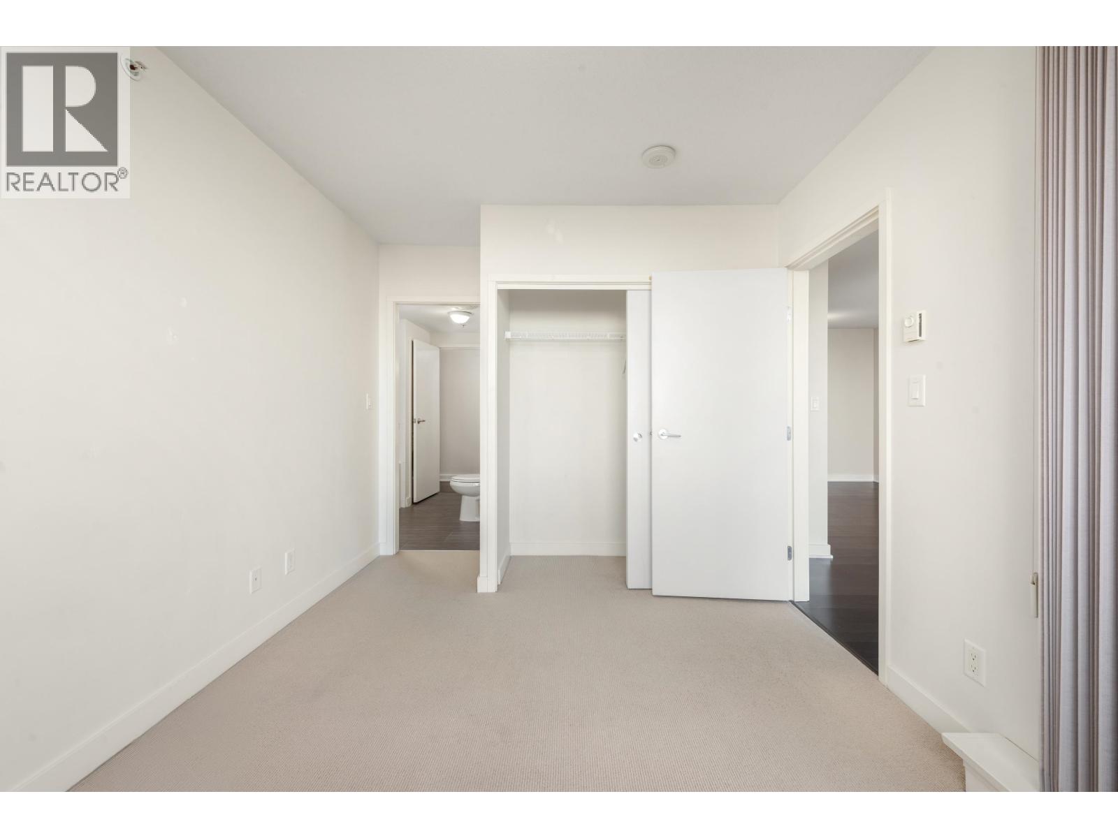 Listing Picture 17 of 38 : 302 7080 NO. 3 ROAD, Richmond / 烈治文 - 魯藝地產 Yvonne Lu Group - MLS Medallion Club Member