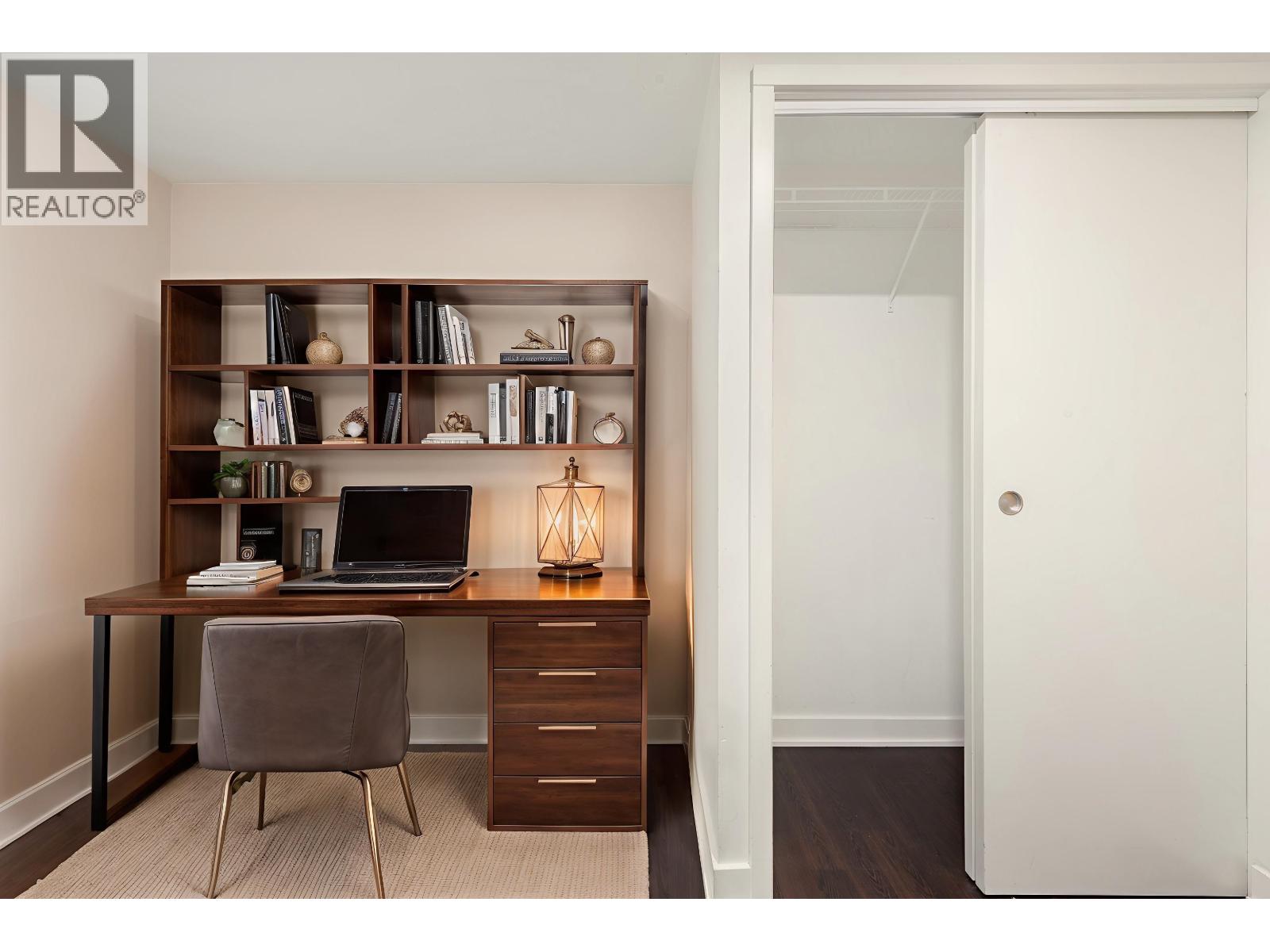 Listing Picture 7 of 38 : 302 7080 NO. 3 ROAD, Richmond / 烈治文 - 魯藝地產 Yvonne Lu Group - MLS Medallion Club Member