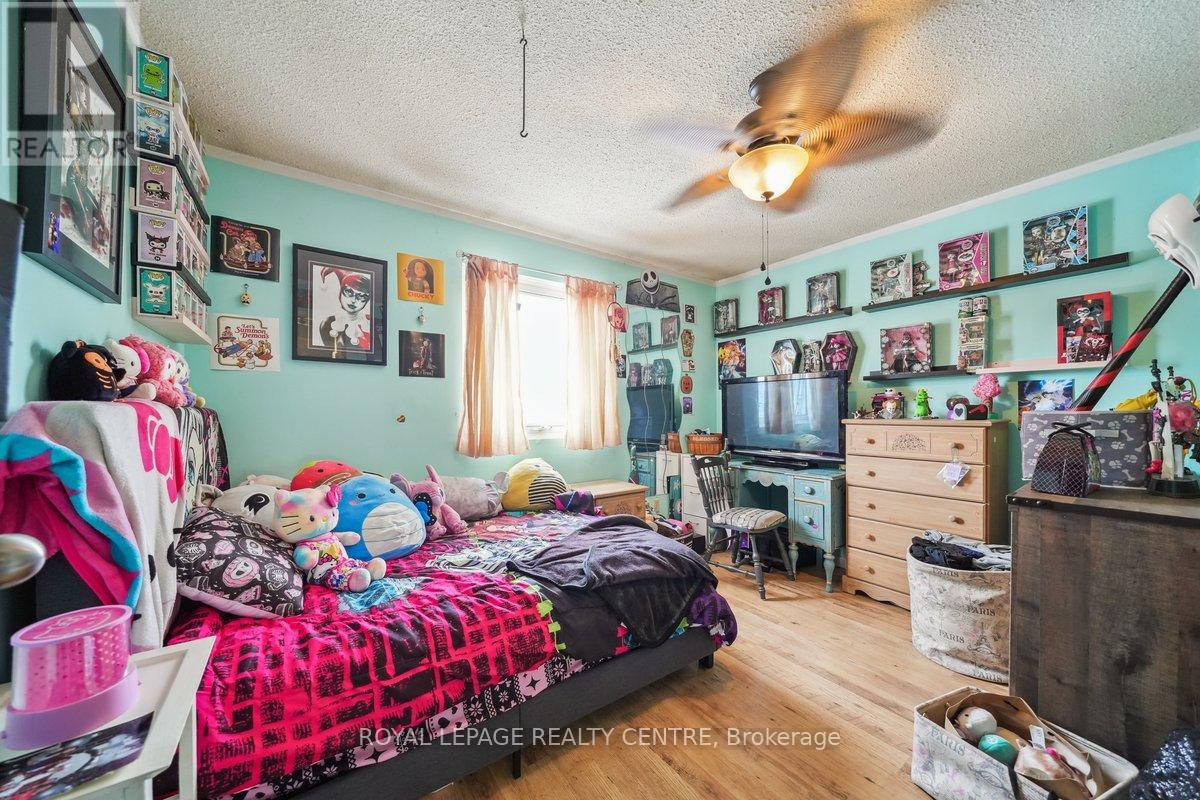 8 Judith Crescent, Brampton, Ontario  L6S 3J4 - Photo 13 - W12739762
