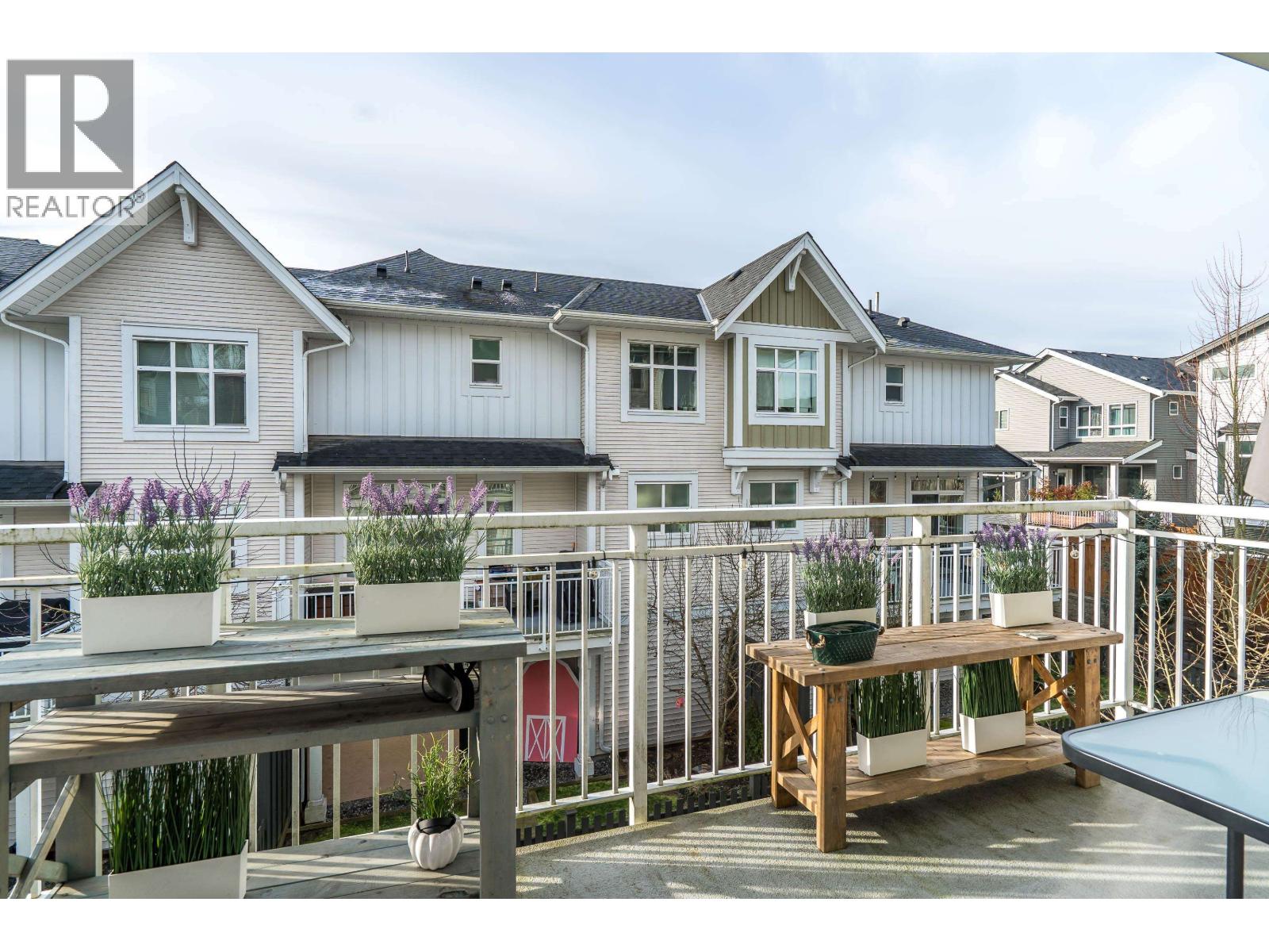 1001 11295 Pazarena Place, Maple Ridge, British Columbia  V2X 4K9 - Photo 11 - R3082444