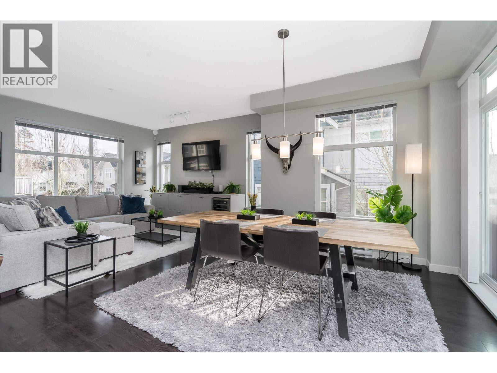 1001 11295 Pazarena Place, Maple Ridge, British Columbia  V2X 4K9 - Photo 9 - R3082444