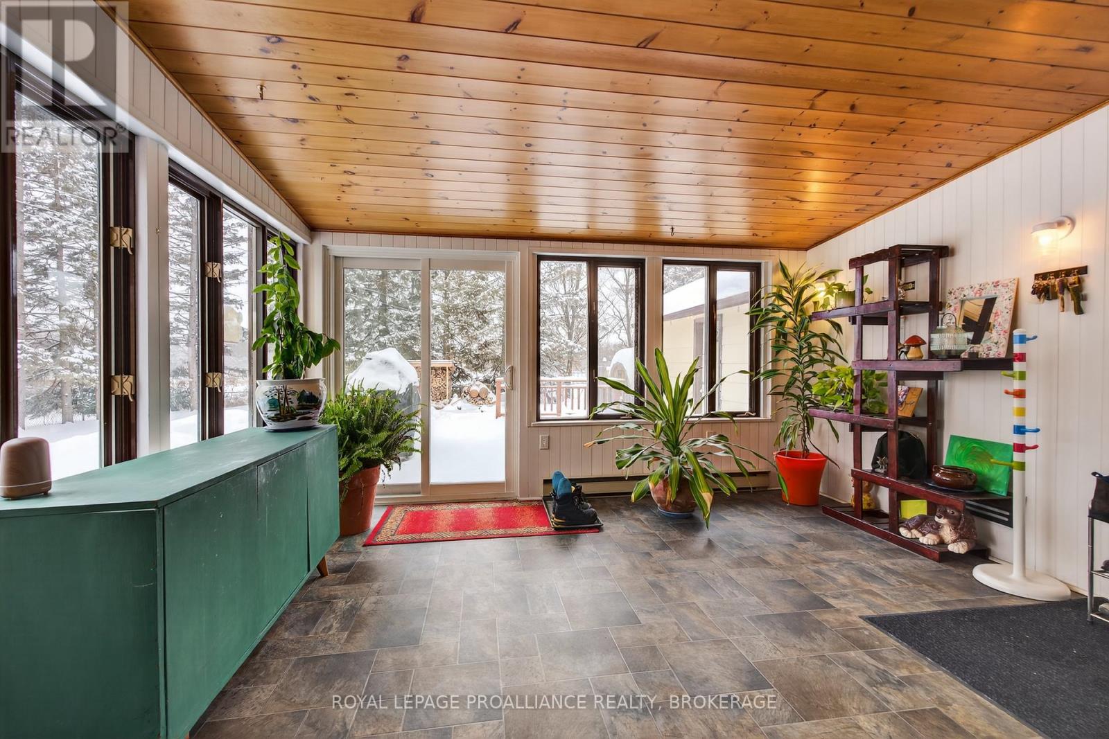 1746 Marian Crescent, Kingston, Ontario K7L 4V3 - Photo 4 - X12740128