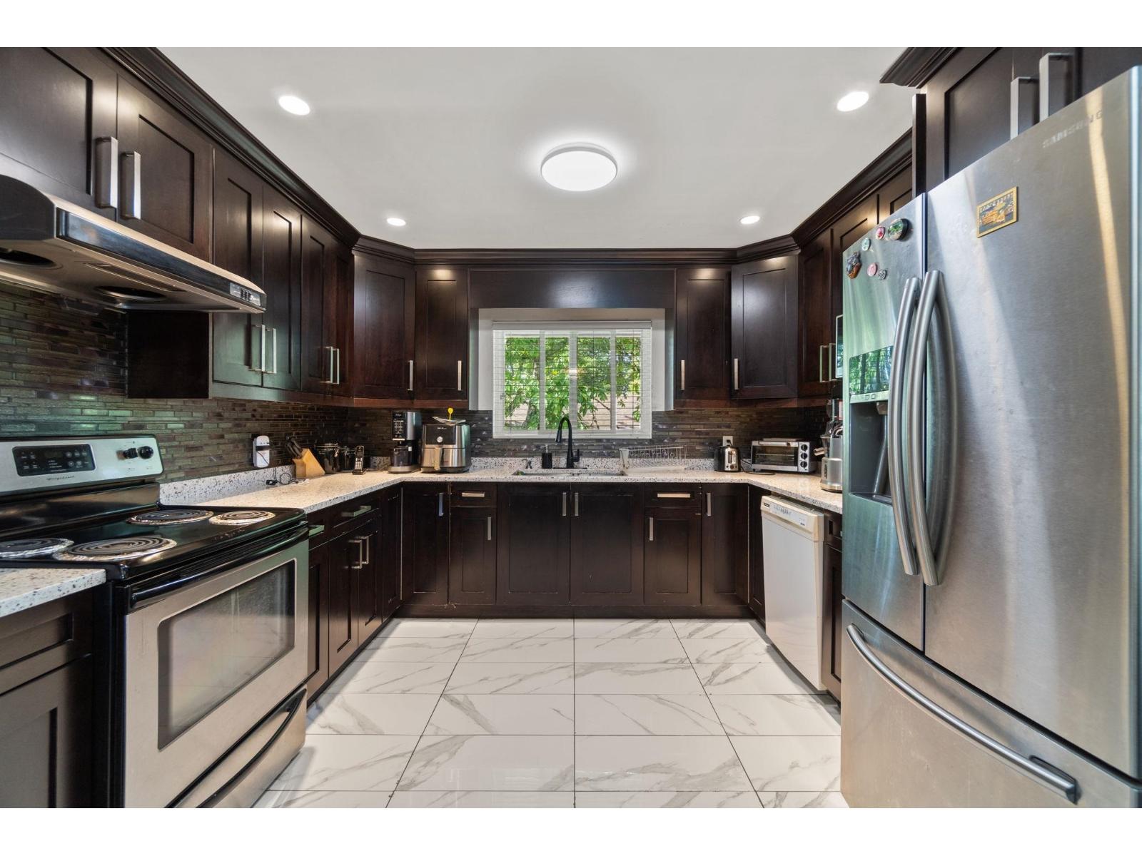 11625 99 Avenue, Surrey, British Columbia  V3V 2M2 - Photo 9 - R3084074