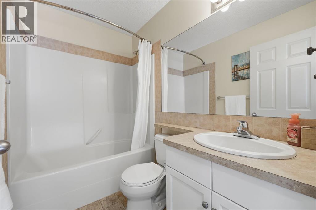 270 Sagewood Gardens Sw, Airdrie, Alberta  T4B 3A4 - Photo 31 - A2281938