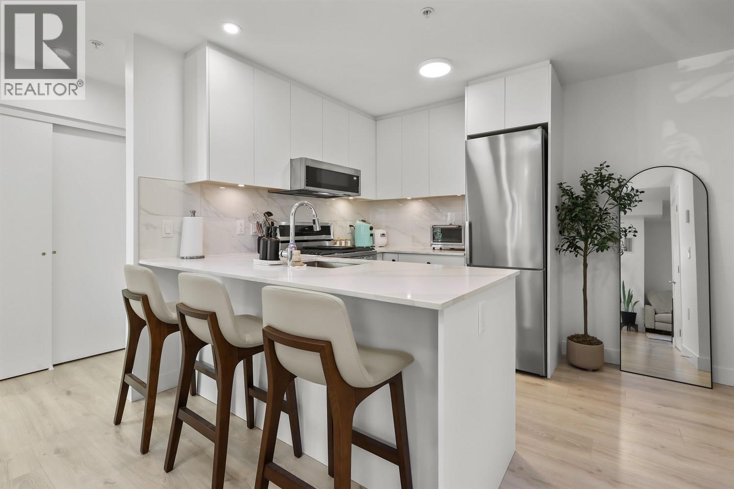 101 2688 Duke Street, Vancouver, British Columbia  V5R 4S9 - Photo 9 - R3084596