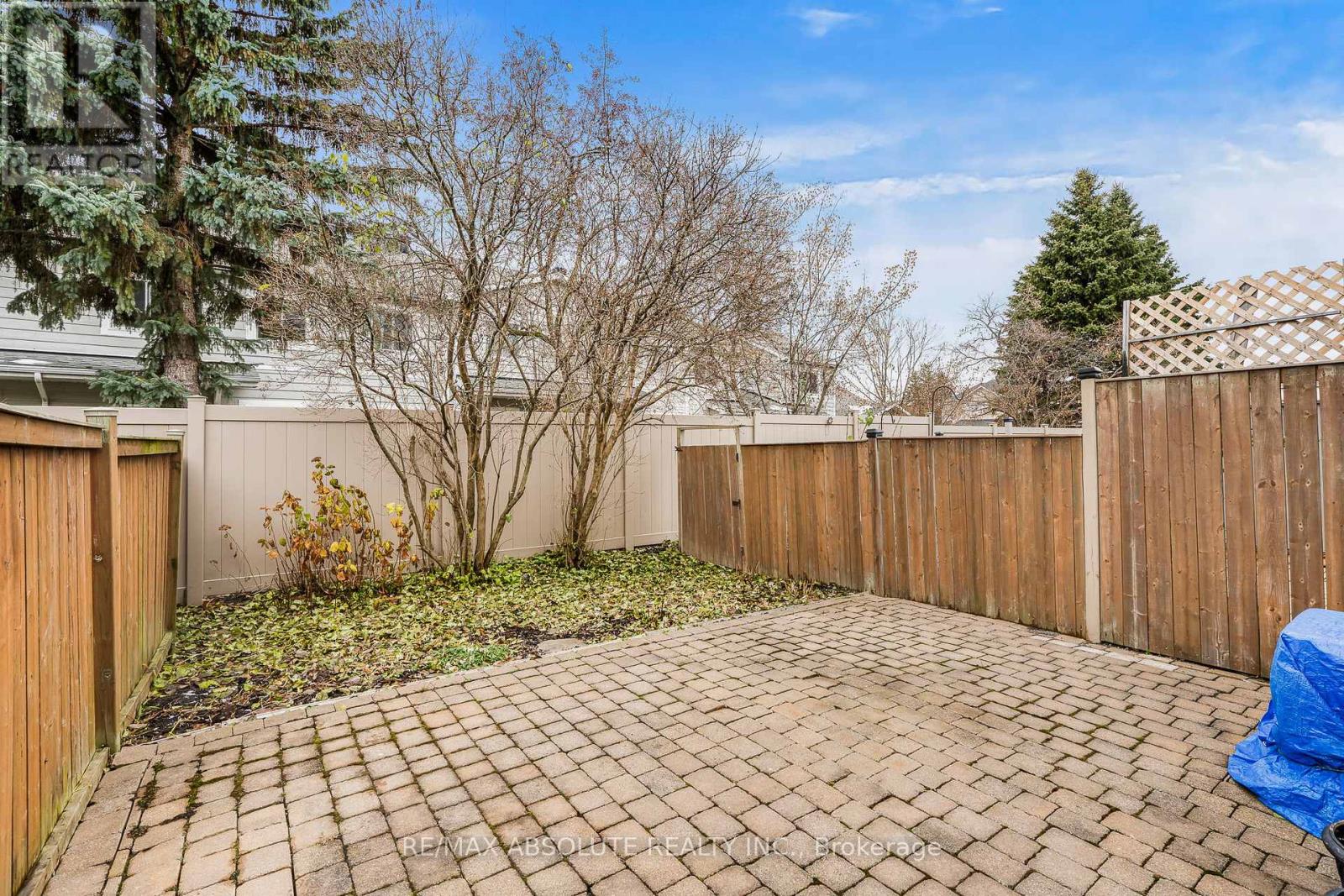 11 Foxden Place, Ottawa, Ontario  K1G 6A5 - Photo 30 - X12740120