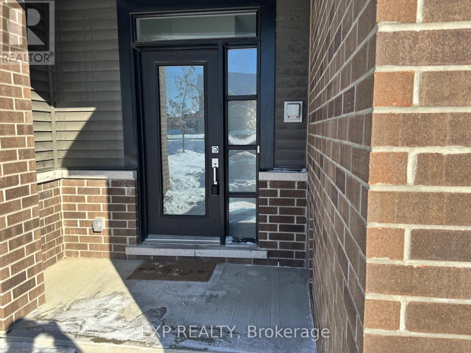 2063 Caltra Crescent, Ottawa, Ontario  K2J 6V4 - Photo 2 - X12740126