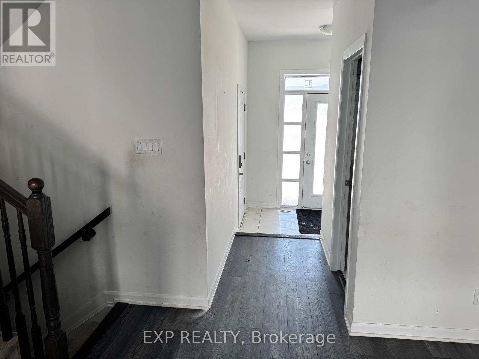 2063 Caltra Crescent, Ottawa, Ontario  K2J 6V4 - Photo 4 - X12740126