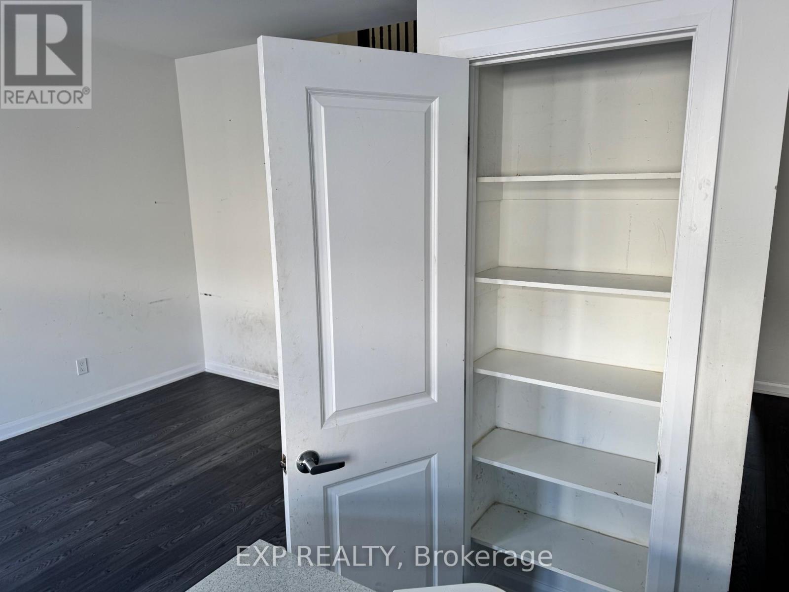 2063 Caltra Crescent, Ottawa, Ontario  K2J 6V4 - Photo 9 - X12740126