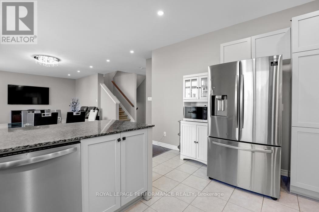 336 Lamarche Avenue, Ottawa, Ontario  K1C 1T1 - Photo 18 - X12740134