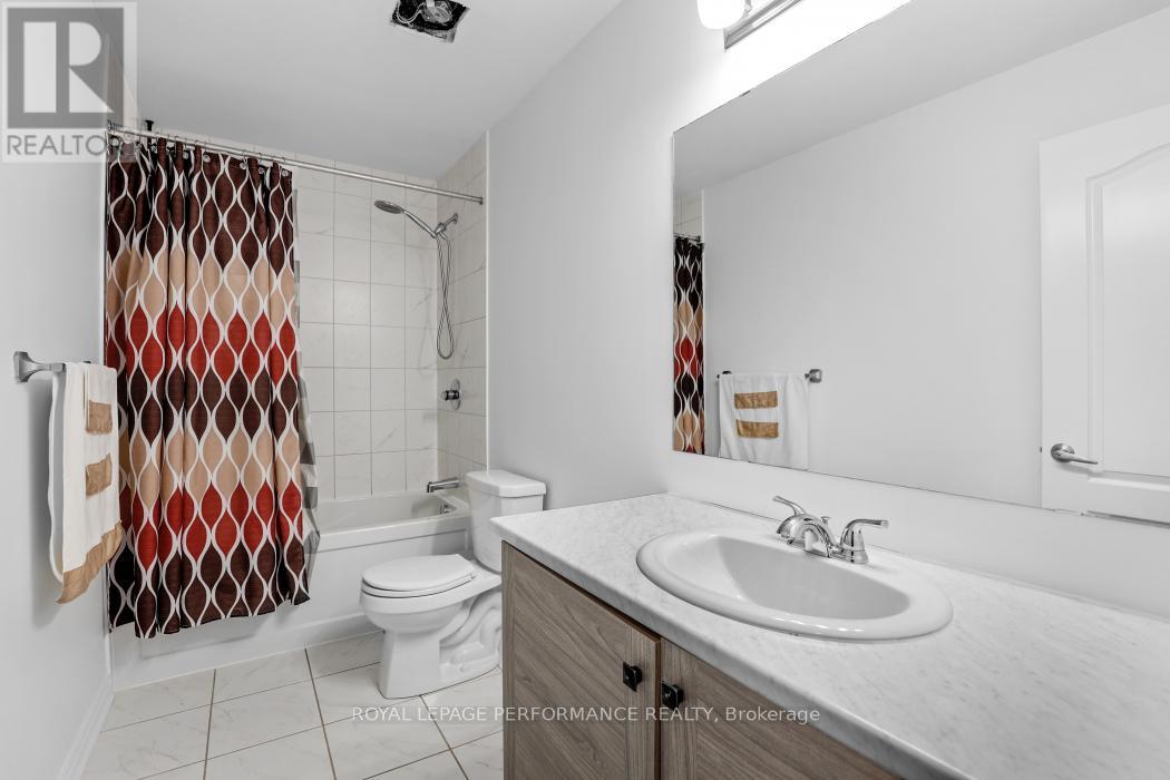 336 Lamarche Avenue, Ottawa, Ontario  K1C 1T1 - Photo 28 - X12740134