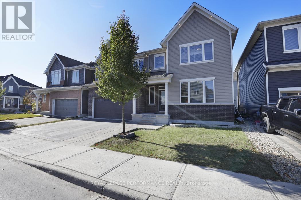 336 Lamarche Avenue, Ottawa, Ontario  K1C 1T1 - Photo 3 - X12740134