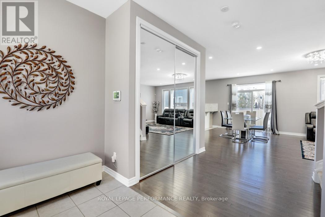 336 Lamarche Avenue, Ottawa, Ontario  K1C 1T1 - Photo 5 - X12740134