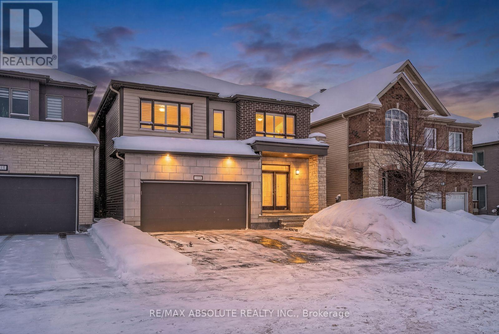 1008 Manege Street, Ottawa, Ontario  K2S 0Y7 - Photo 1 - X12740170