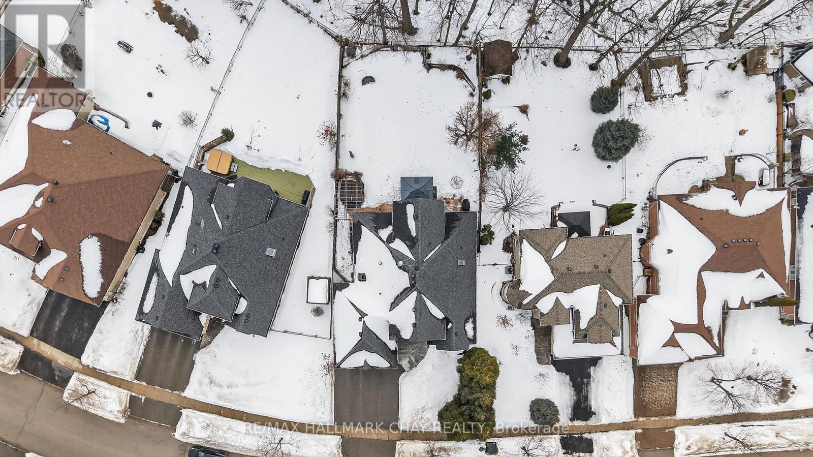 18 Cumming Drive, Barrie, Ontario  L4N 8H6 - Photo 42 - S12739934