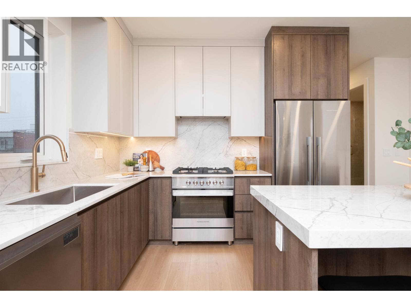 2 2667 E Pender Street, Vancouver, British Columbia V5K 2B6 - Photo 10 - R3084598