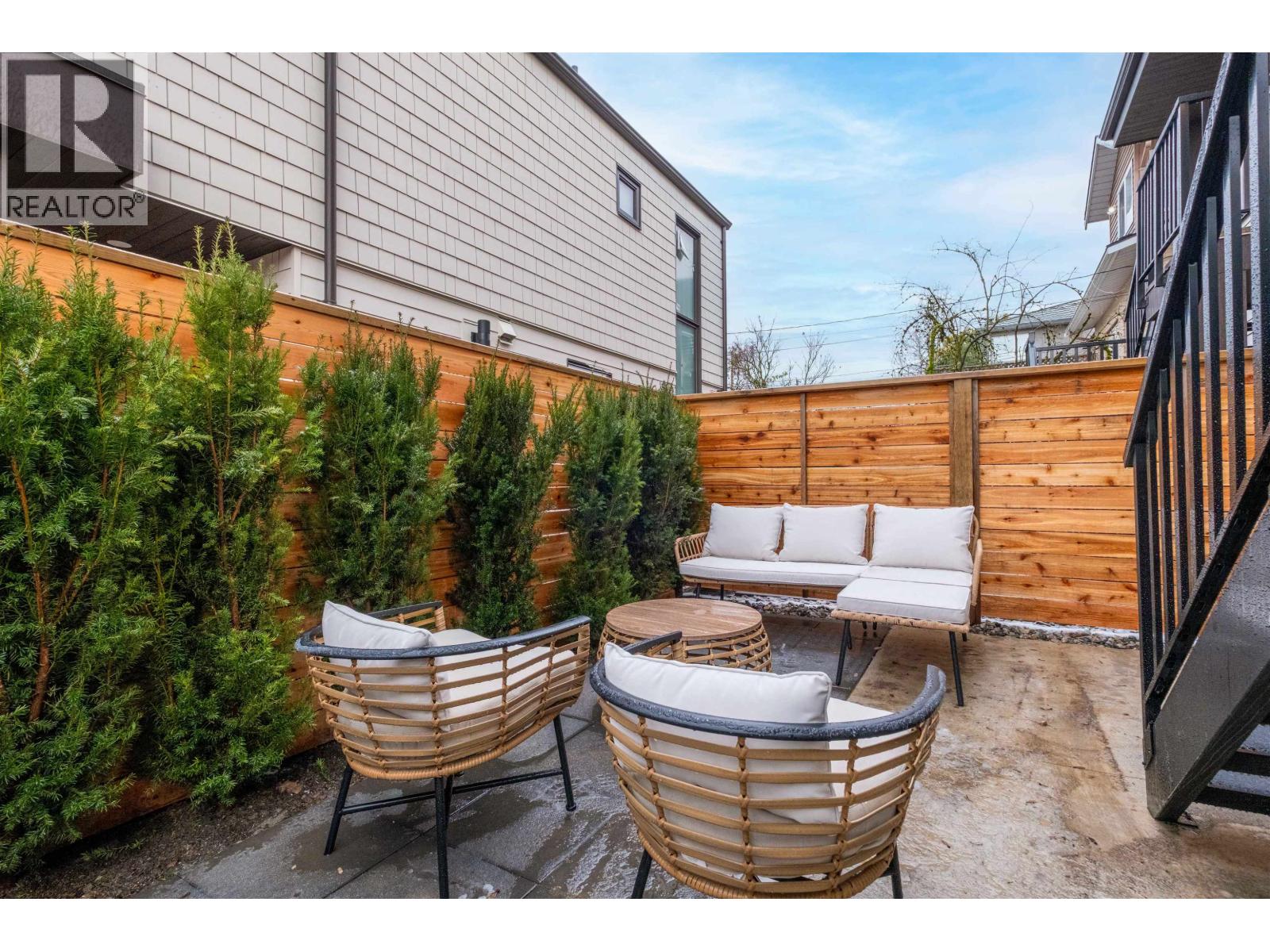 2 2667 E Pender Street, Vancouver, British Columbia V5K 2B6 - Photo 24 - R3084598