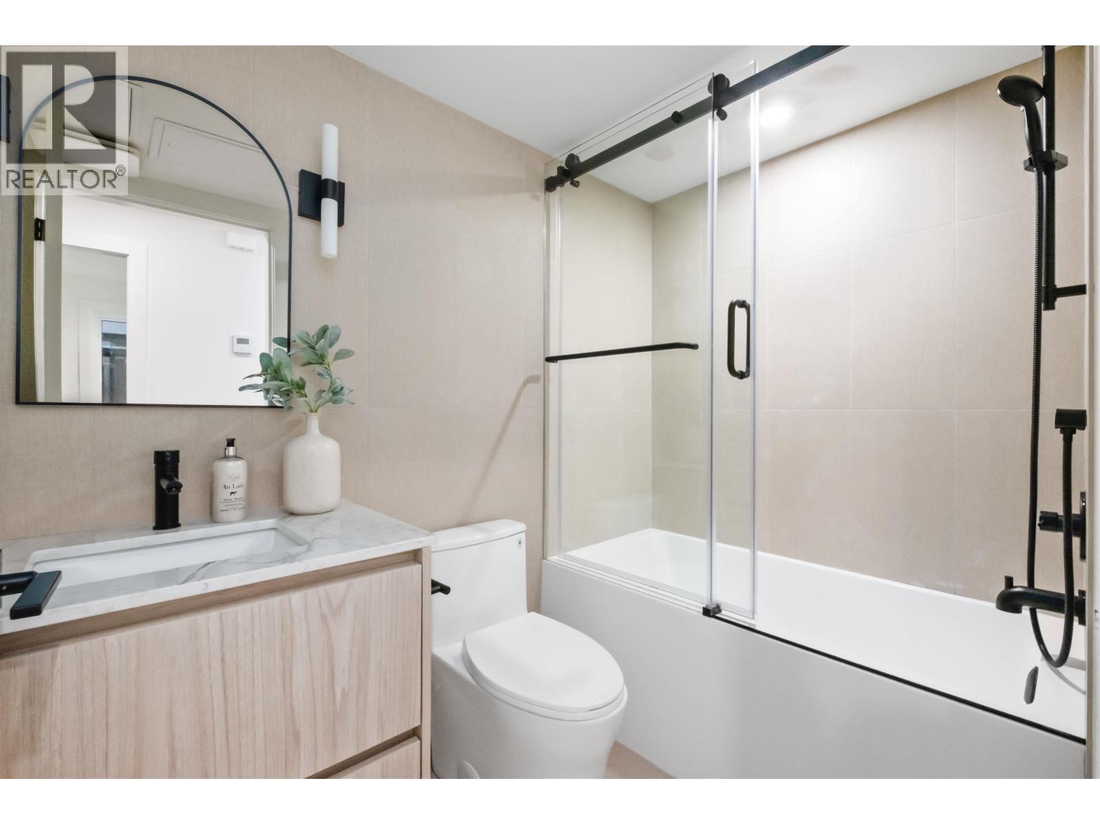 4 2667 E Pender Street, Vancouver, British Columbia V5K 2B6 - Photo 19 - R3084603