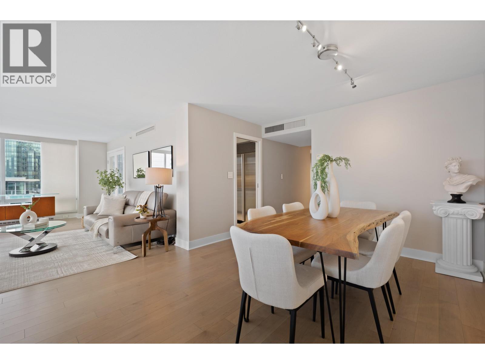 2102 590 Nicola Street, Vancouver, British Columbia  V6G 3J8 - Photo 8 - R3084614