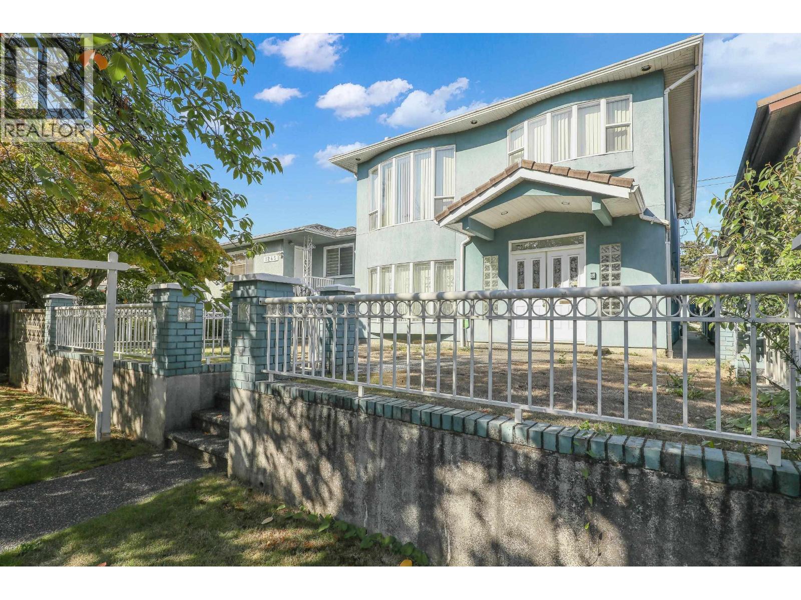 1257 E 60th Avenue, Vancouver, British Columbia V5X 2A6 - Photo 4 - R3084623