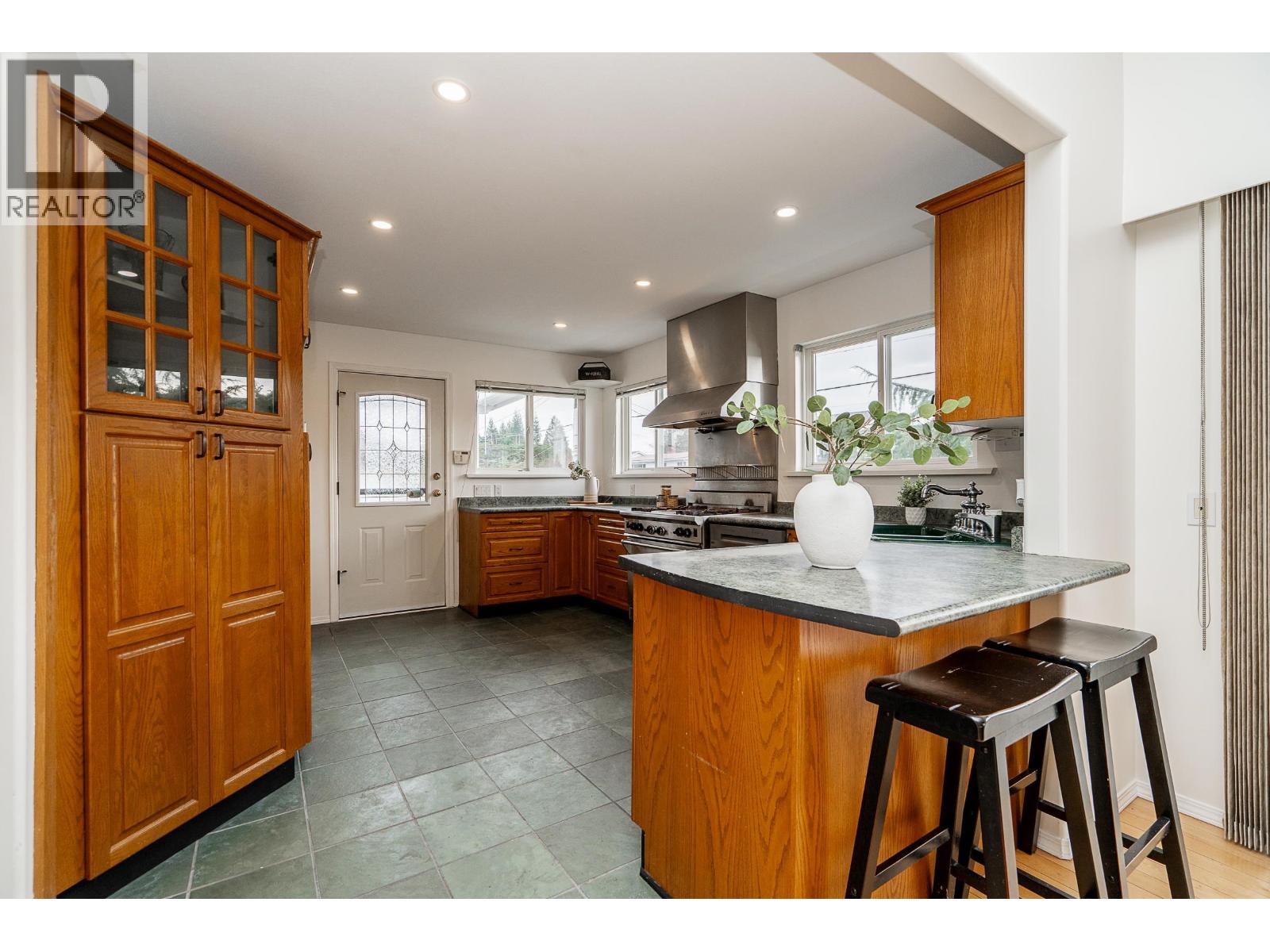 1415 Cornell Avenue, Coquitlam, British Columbia  V3J 2Z8 - Photo 7 - R3084636