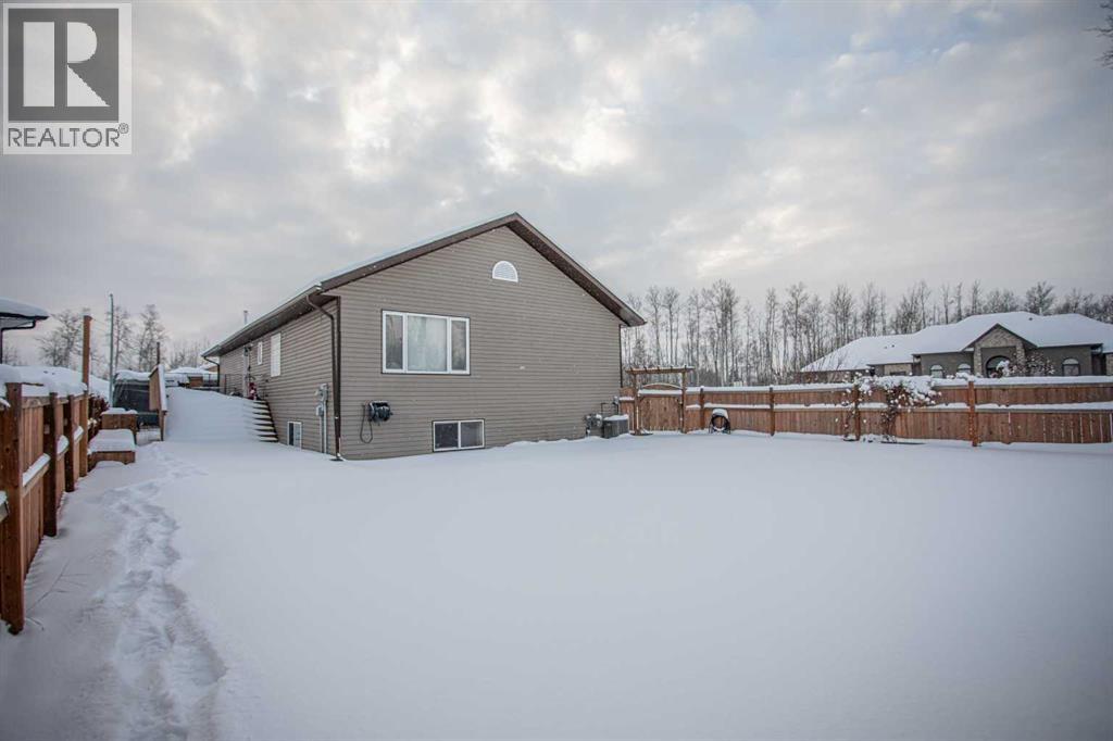 2 Black Spruce Drive, High Level, Alberta  T0H 1Z0 - Photo 43 - A2274355