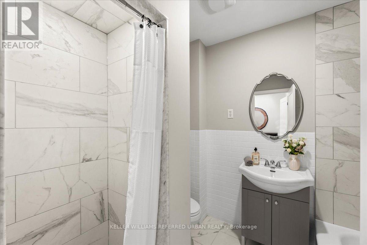 74 Elmhurst Avenue, Toronto, Ontario  M2N 1R6 - Photo 27 - C12740150