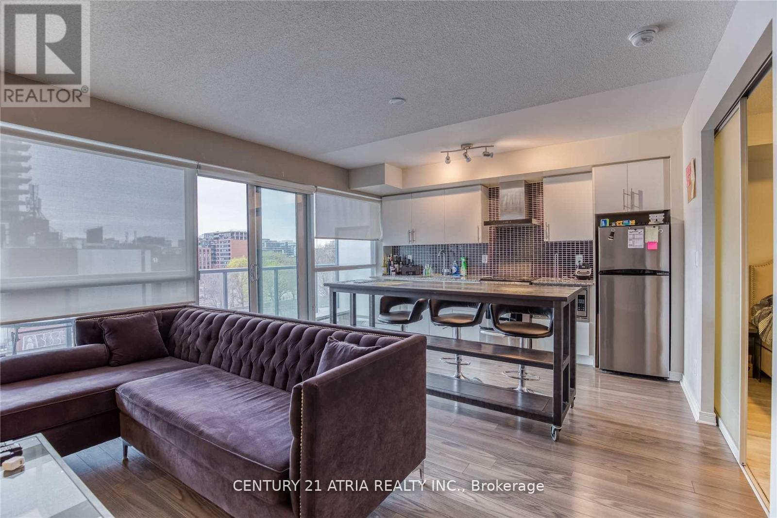 616 - 352 Front Street W, Toronto, Ontario  M5V 0K3 - Photo 3 - C12740172