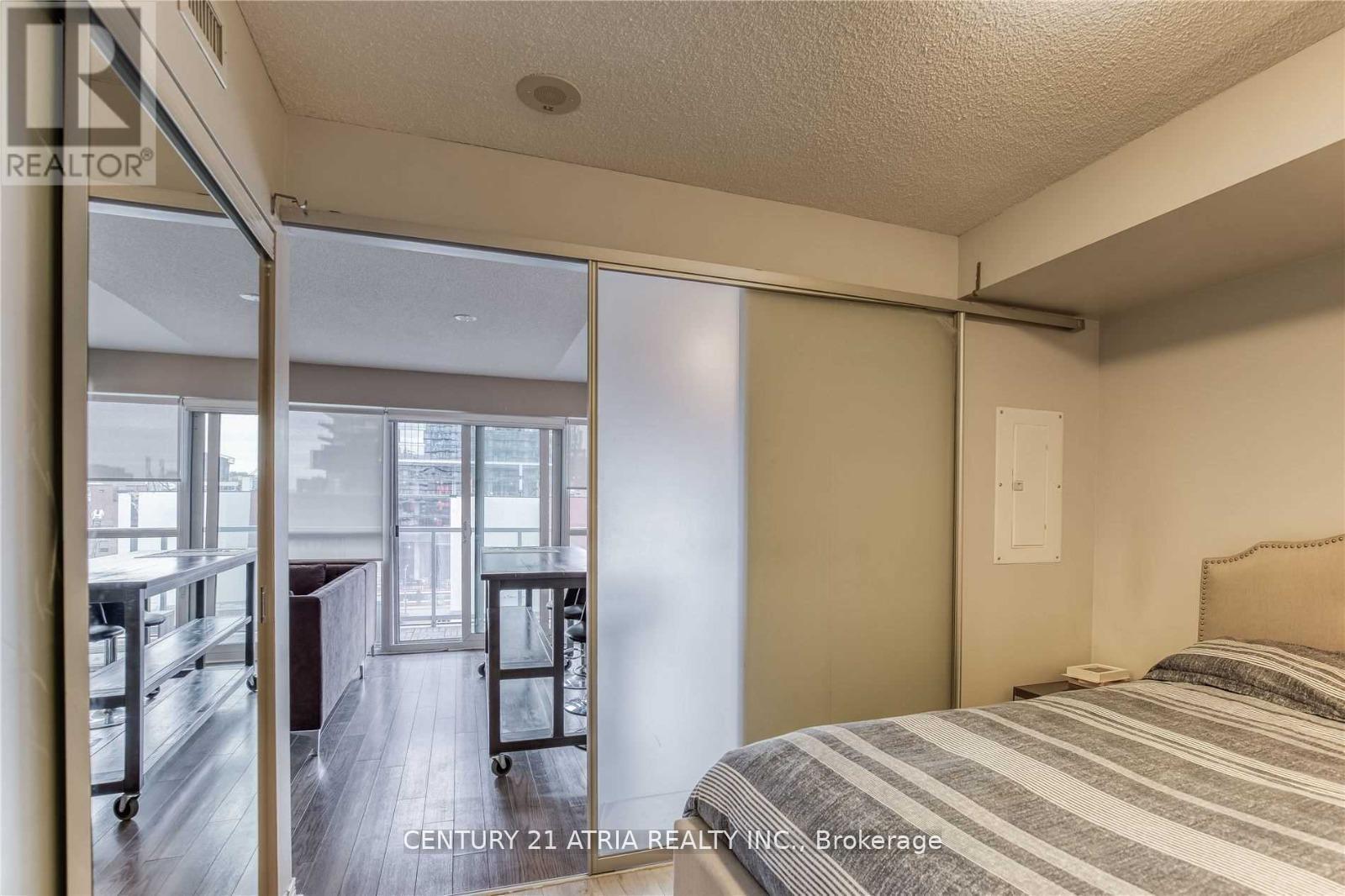 616 - 352 Front Street W, Toronto, Ontario  M5V 0K3 - Photo 4 - C12740172