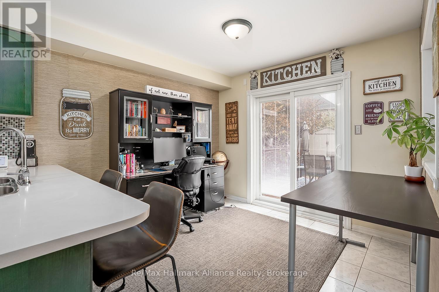 2411 East Gate Crescent, Oakville, Ontario  L6H 6L1 - Photo 19 - W12740002