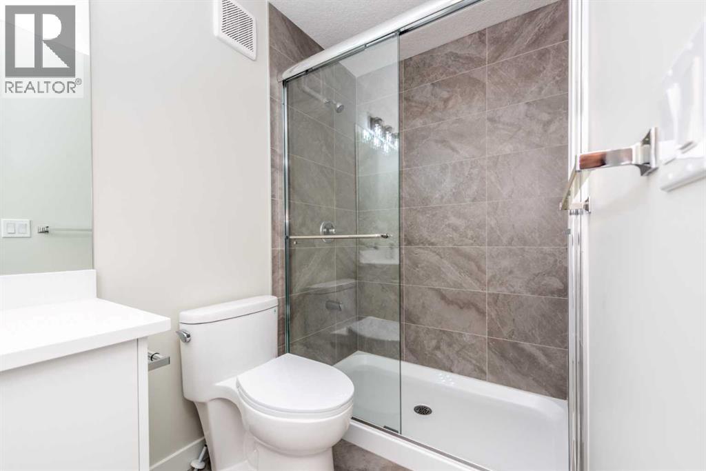 35 Waterford Street, Chestermere, Alberta  T1X 2Z6 - Photo 25 - A2270297