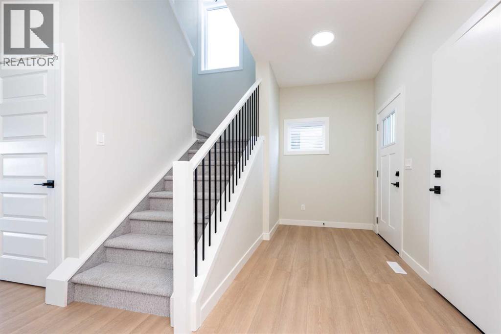 35 Waterford Street, Chestermere, Alberta  T1X 2Z6 - Photo 12 - A2270297