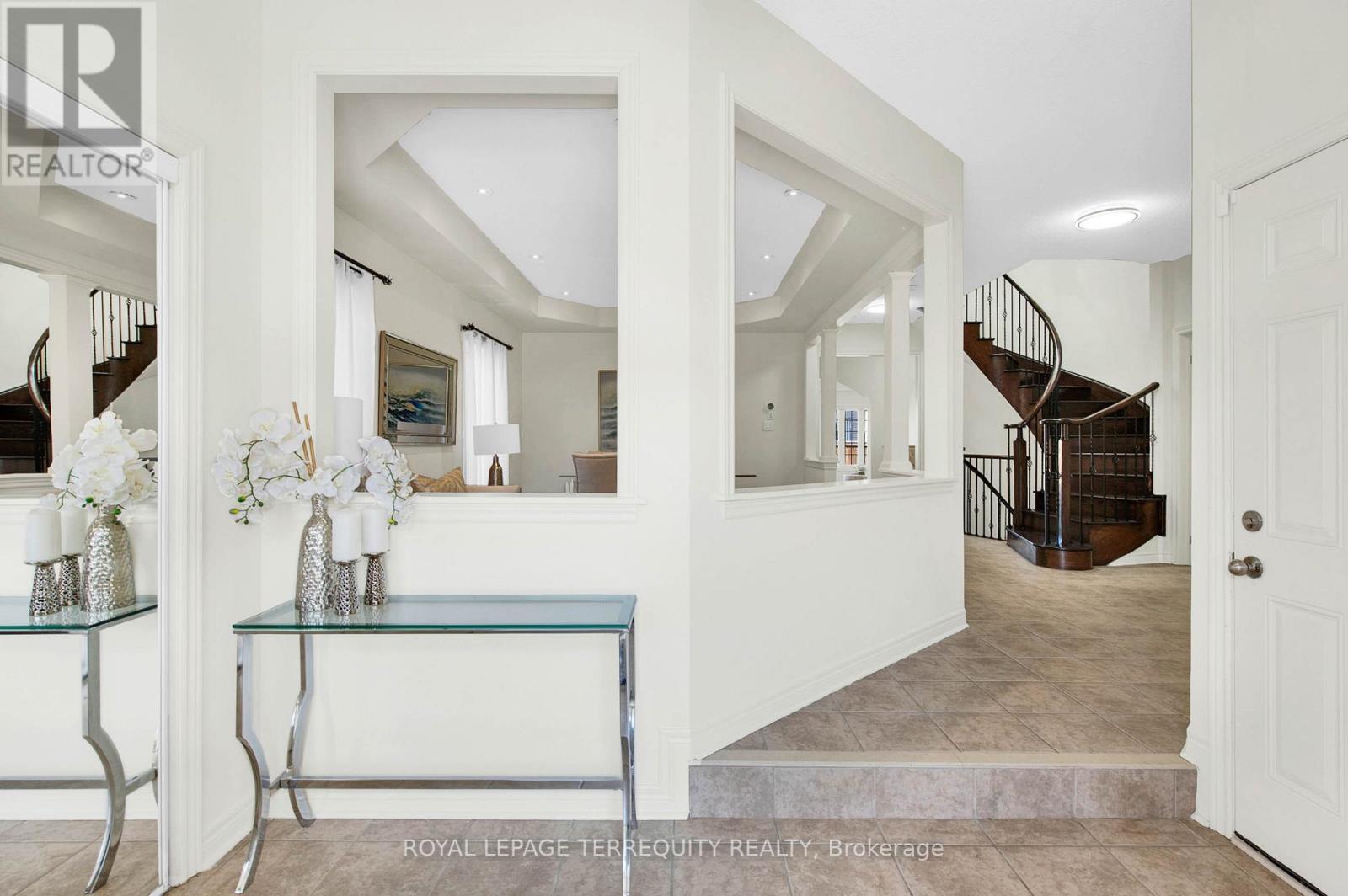 36 Crellin Street, Ajax, Ontario  L1Z 0P1 - Photo 4 - E12740138