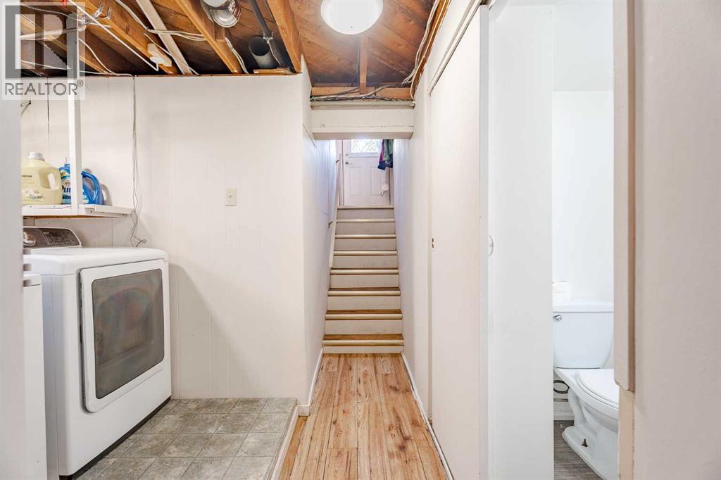 6507 34 Avenue Nw, Calgary, Alberta  T3B 1M9 - Photo 17 - A2280763