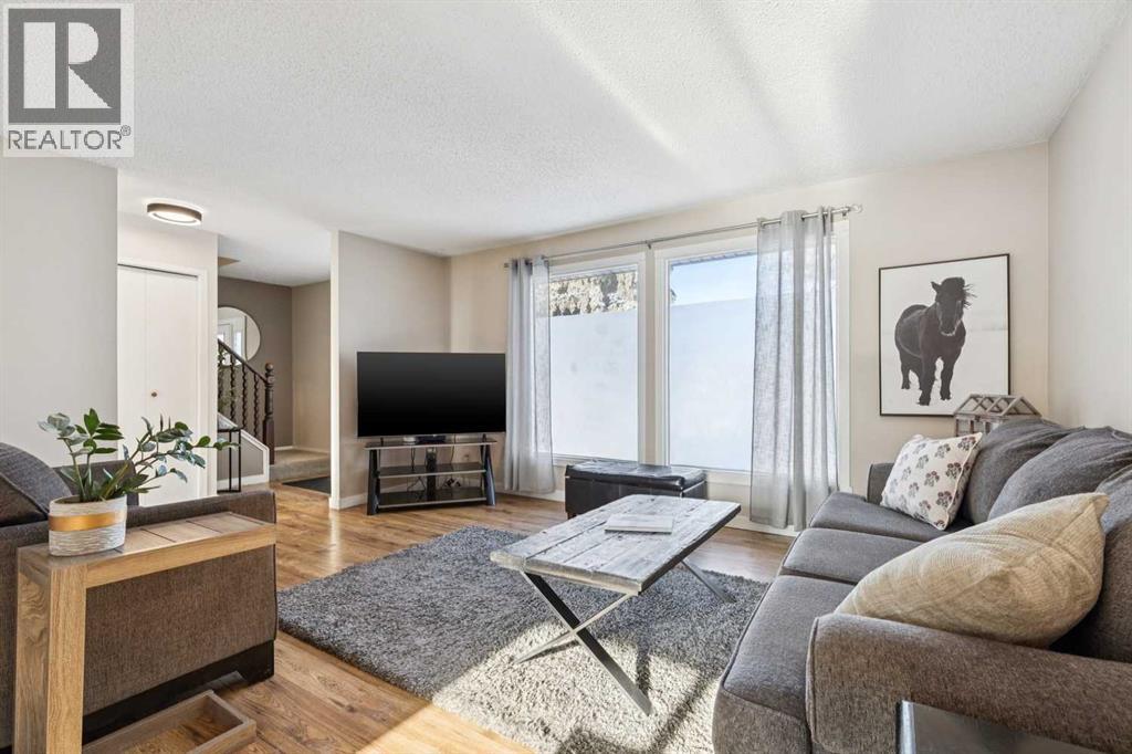 205 Acacia Drive Se, Airdrie, Alberta  T4B 1G6 - Photo 5 - A2282191