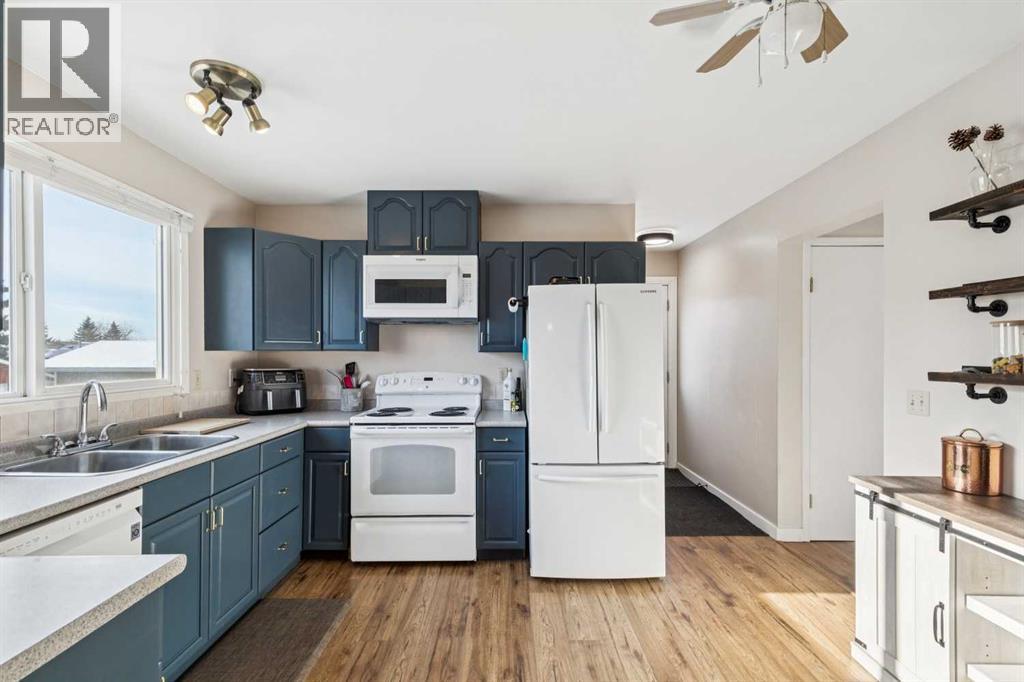 205 Acacia Drive Se, Airdrie, Alberta  T4B 1G6 - Photo 9 - A2282191