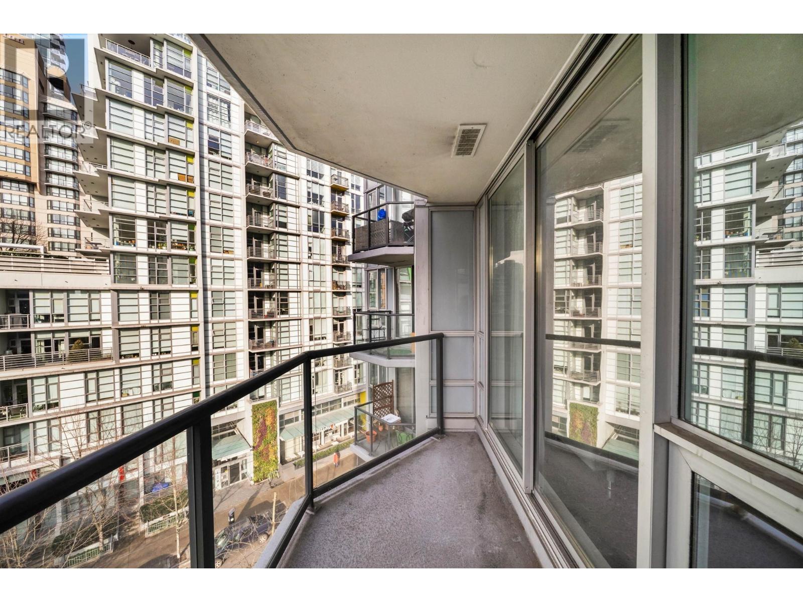 706 1212 Howe Street, Vancouver, British Columbia  V6Z 2M9 - Photo 6 - R3084592