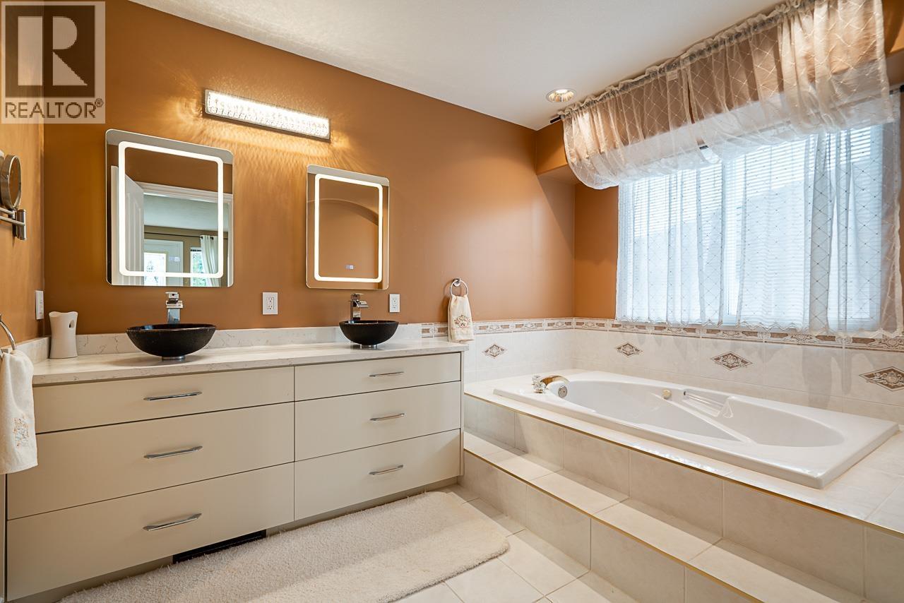 1501 Eagle Mountain Drive, Coquitlam, British Columbia  V3E 2Y6 - Photo 10 - R3084244