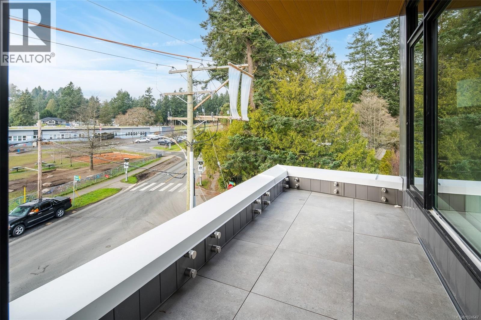 306 5229 Cordova Bay Rd, Saanich, British Columbia V8Y 2L1 - Photo 15 - 1024647