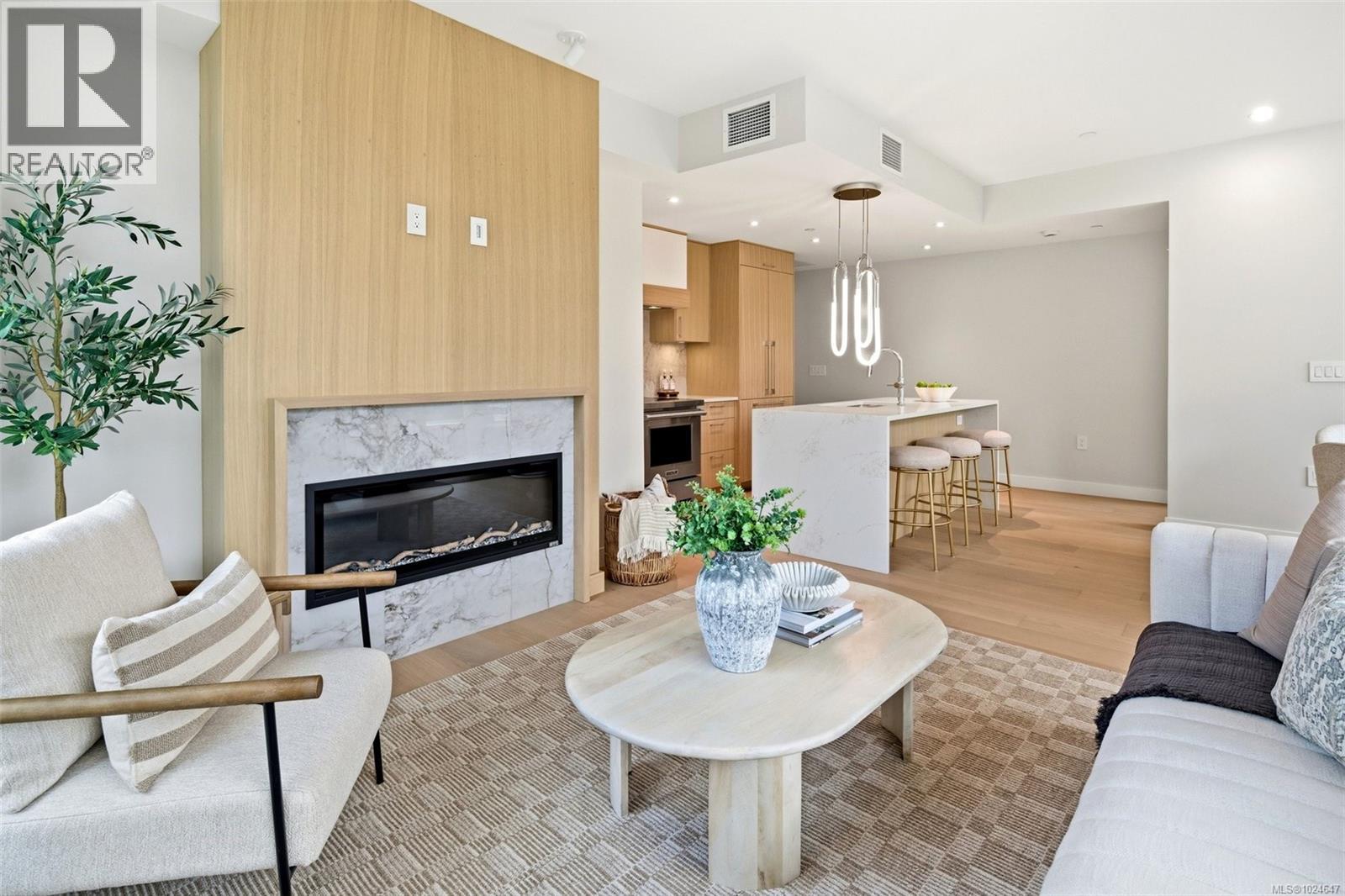 306 5229 Cordova Bay Rd, Saanich, British Columbia V8Y 2L1 - Photo 9 - 1024647