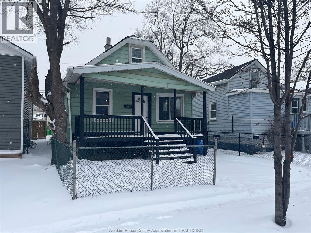 MLS# 26002143: 1063 Henry Ford Centre, Windsor, Canada