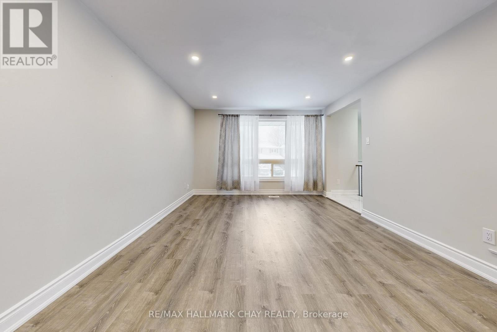 Main - 99 Fred Cook Drive, Bradford West Gwillimbury, Ontario  L3Z 1V1 - Photo 7 - N12740144