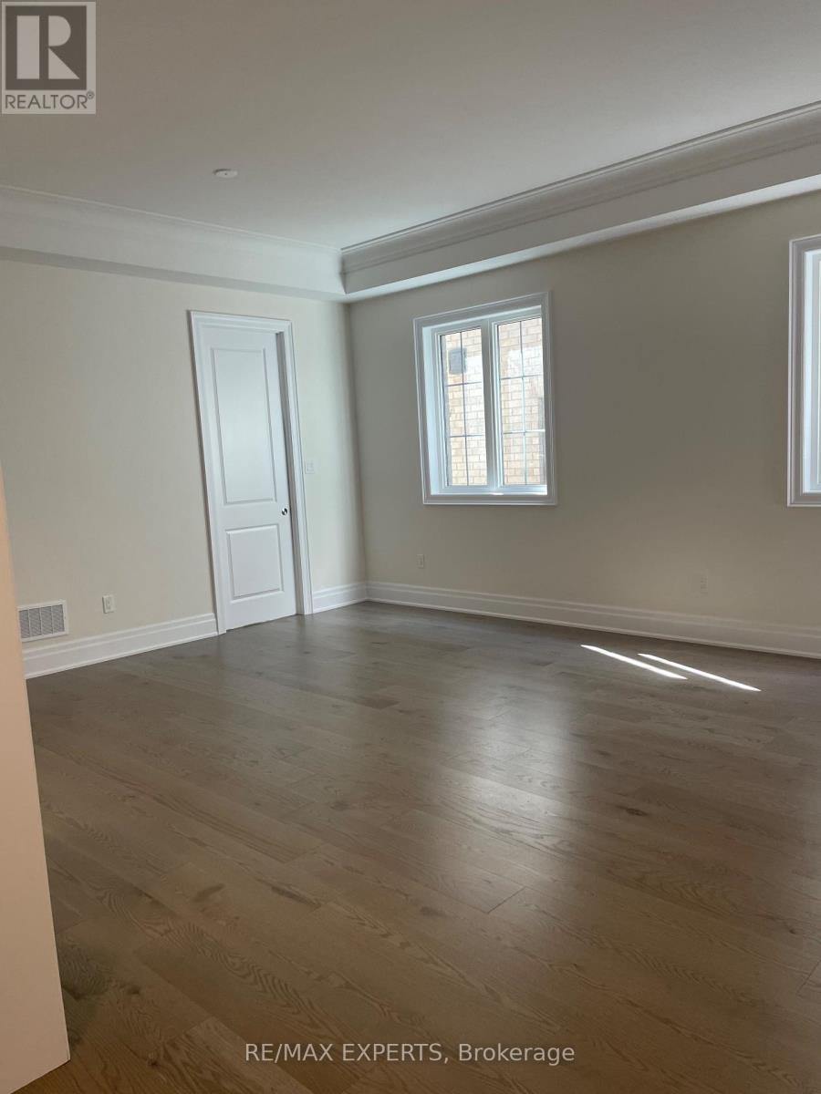 13 Ballantyne Boulevard, Vaughan, Ontario  L4L 1A6 - Photo 10 - N12740176